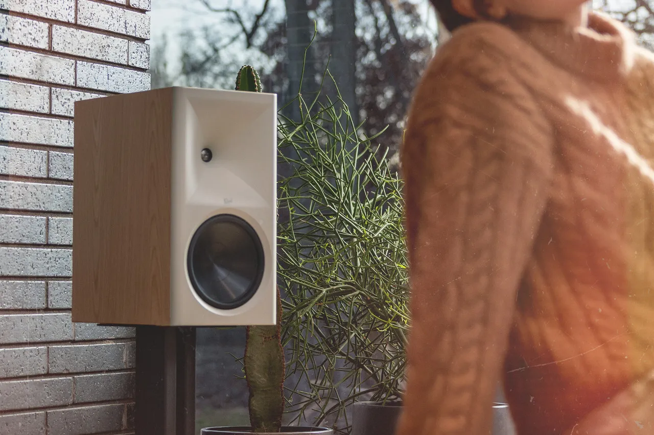 TV, głośniki, kolumny, salon