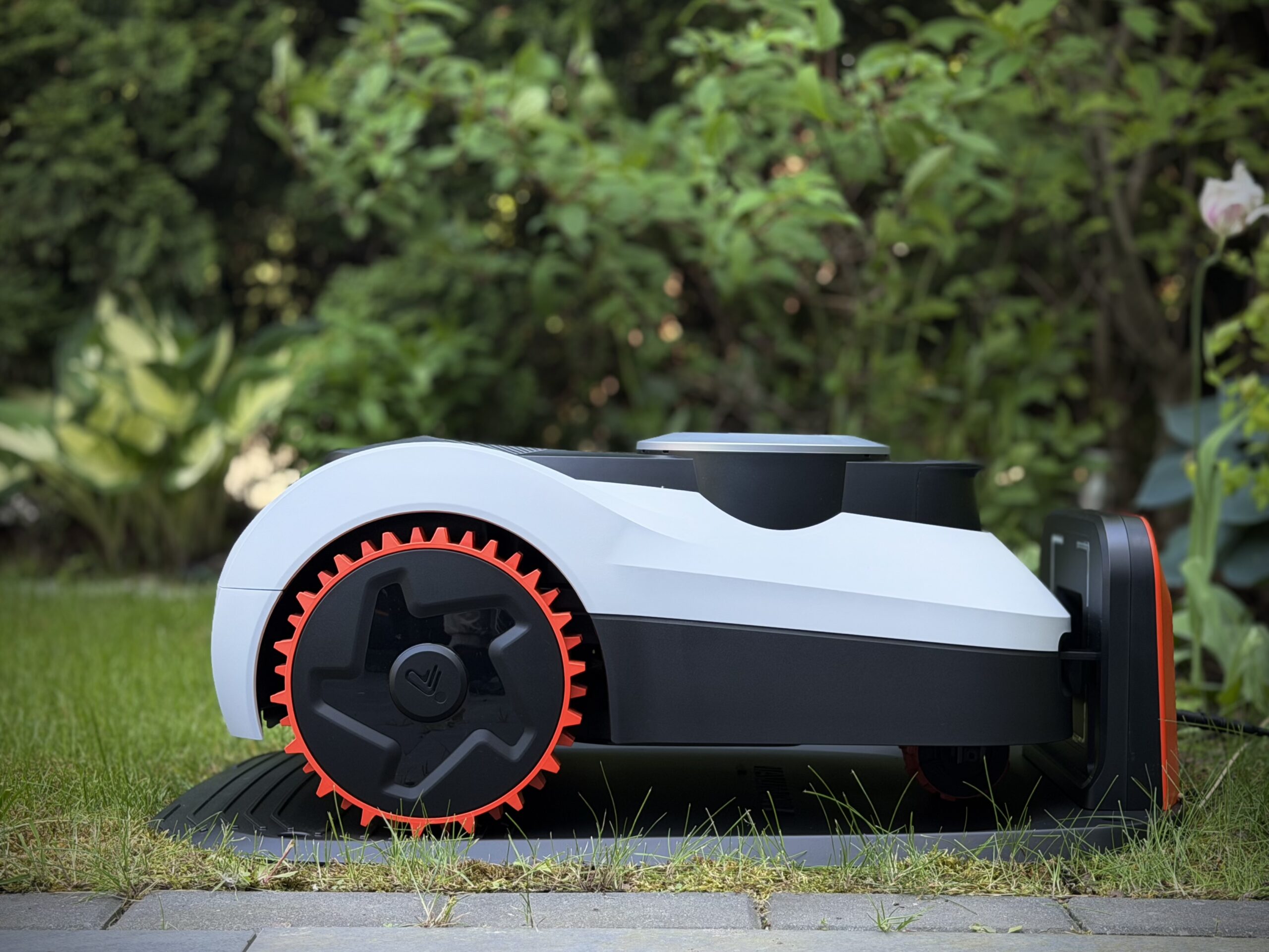 Segway Navimow i220 LiDAR Pro