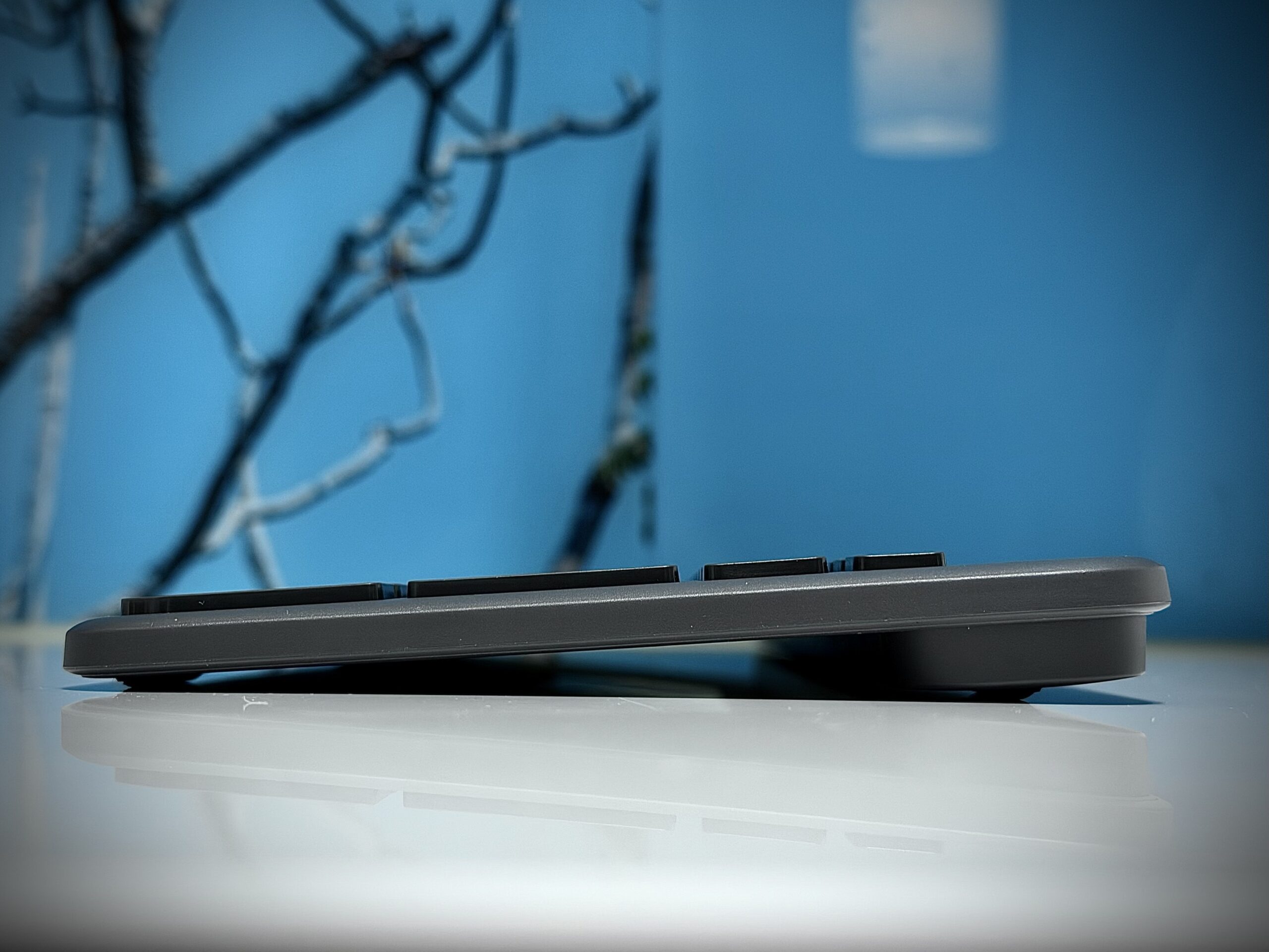 Logitech Slim Solar+
