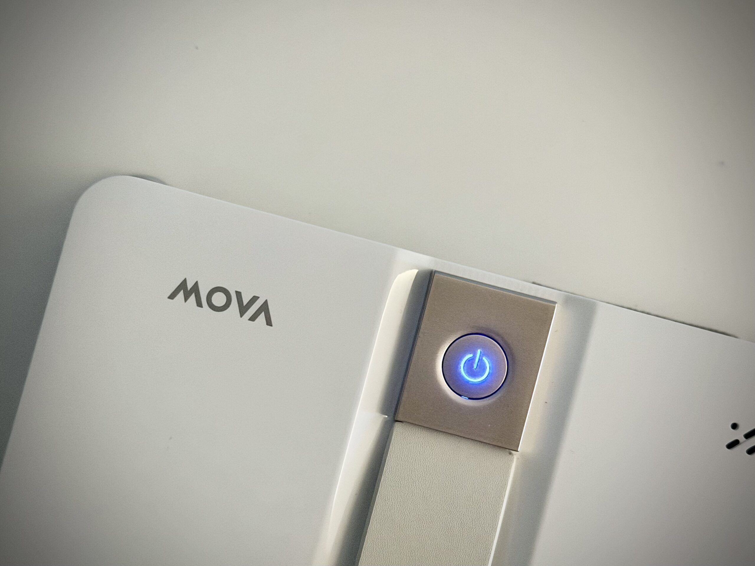 MOVA N1