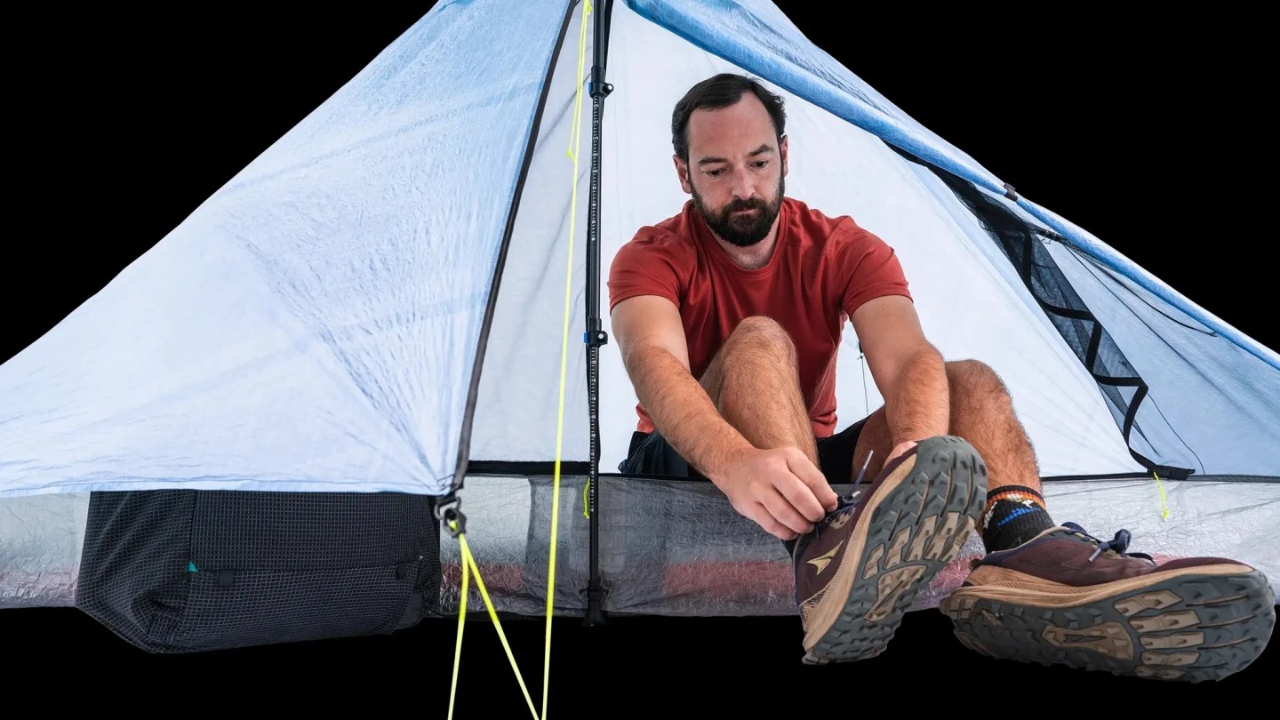 The dual mesh doors make it easier to pop out the front to put on your shoes or quickly grab your bag